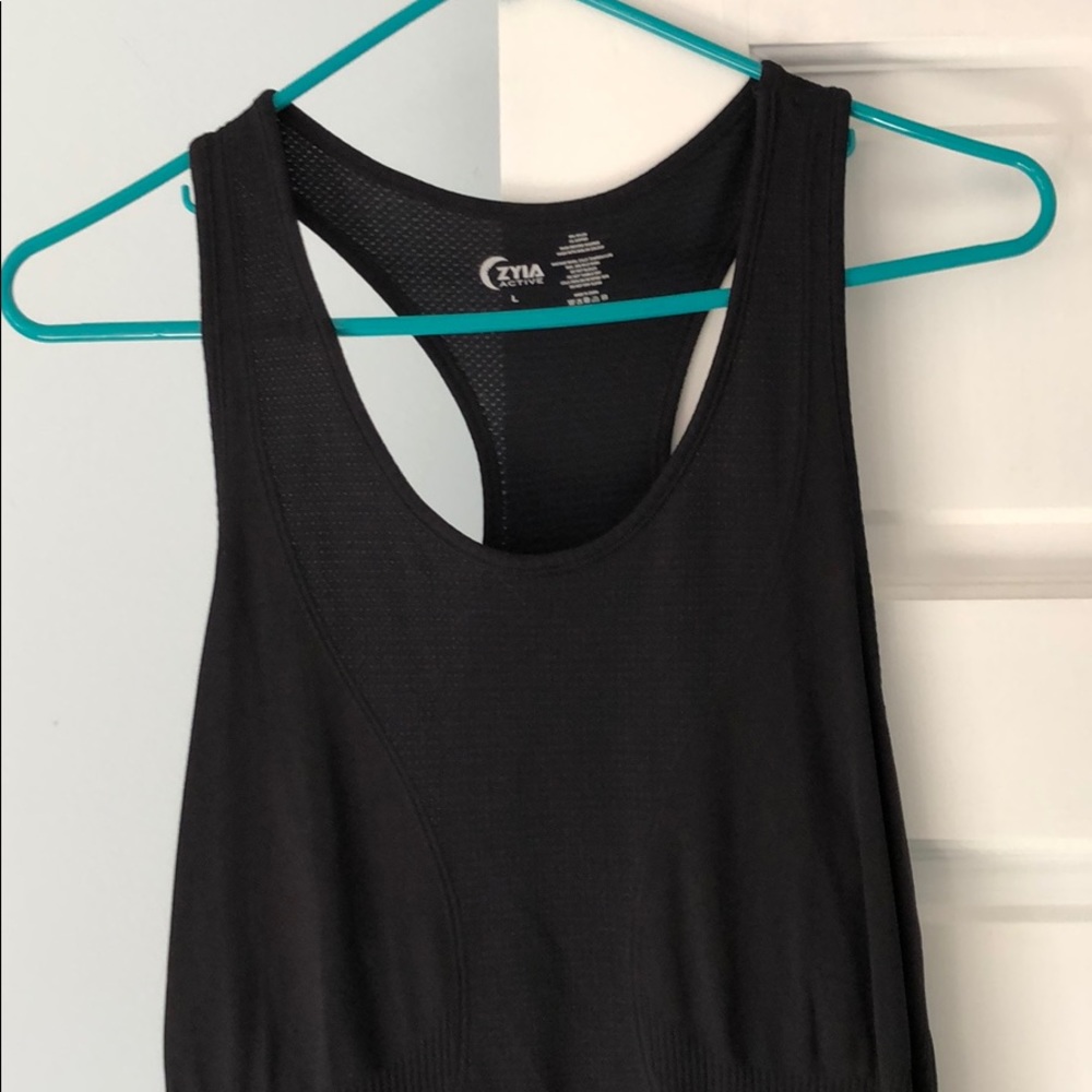 Zyia black racer back tank size L